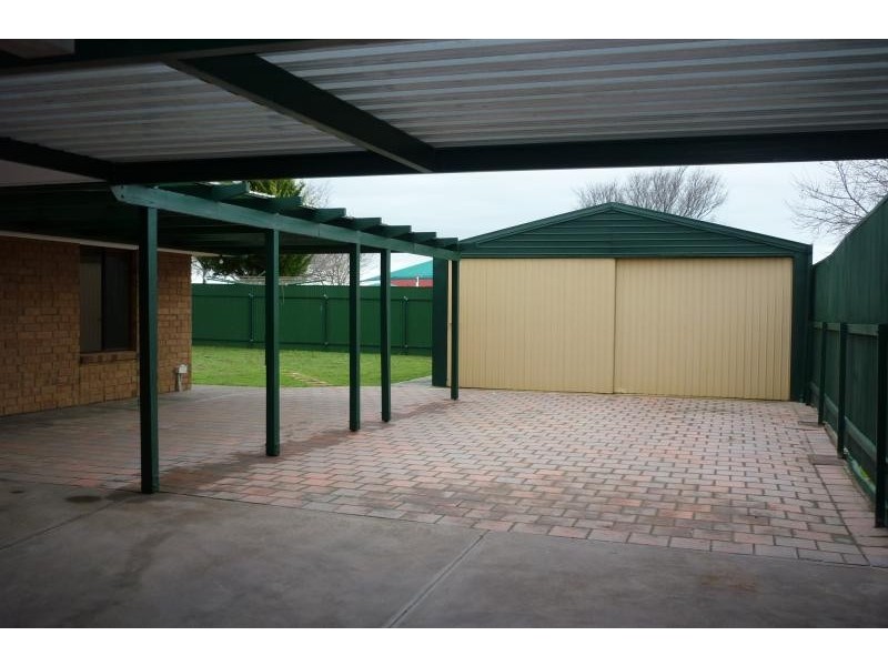 36 Spinnaker Cct, Sheidow Park SA 5158