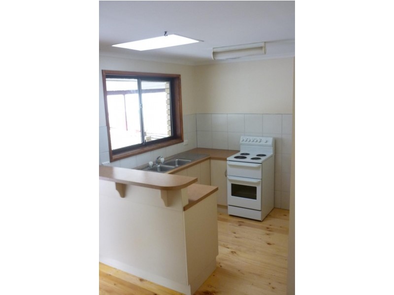 20 Sharon St, Morphett Vale SA 5162