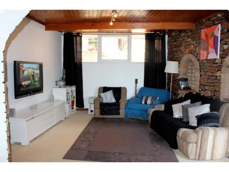 4A Godfrey St, Darlington SA 5047