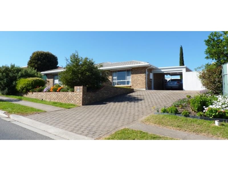 62  Coorabie Cres, Hallett Cove SA 5158