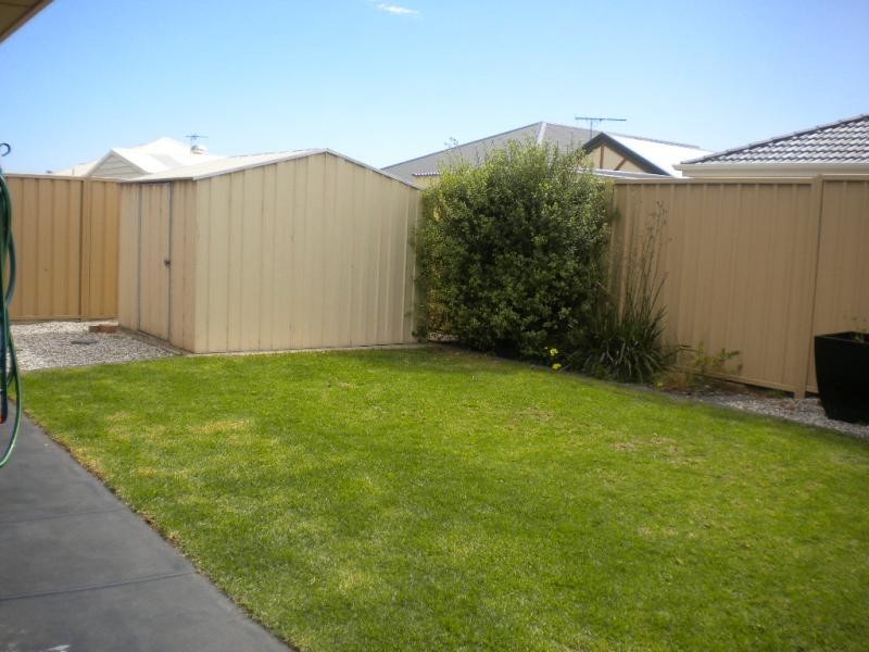 5 Signal  St, Seaford Meadows SA 5169