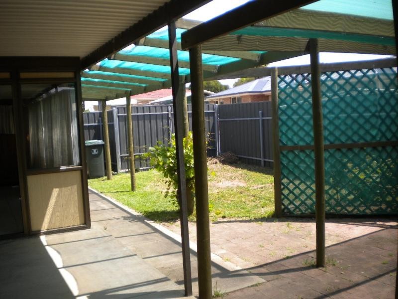 9 Elizabeth St, Reynella SA 5161