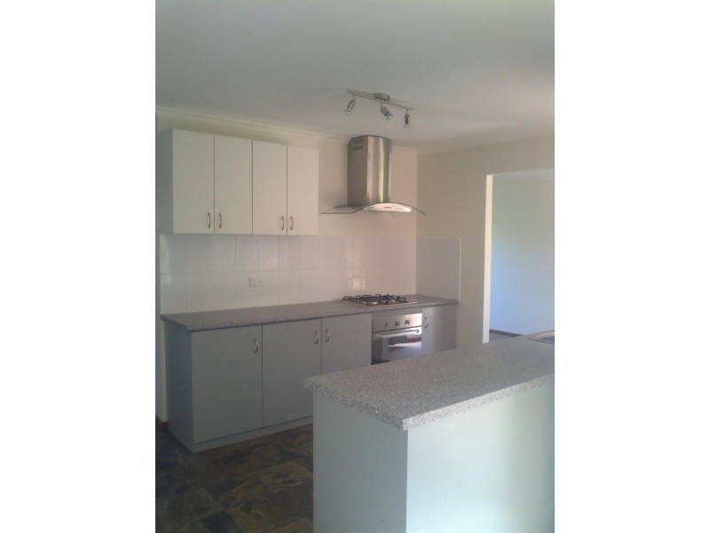 37 Whittaker Ave, Old Reynella SA 5161