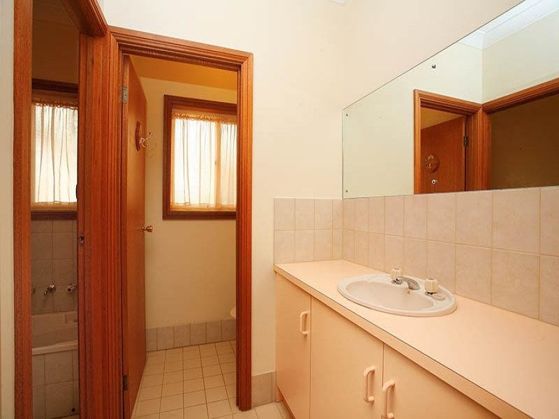 2/25 Valley View Dr, Mclaren Vale SA 5171