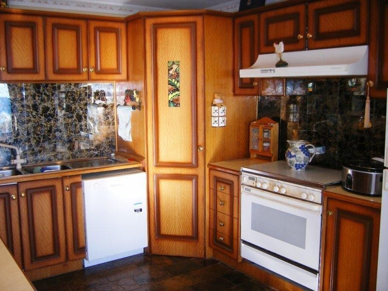 14 St Vincents (Upstairs) Ave, Hallett Cove SA 5158