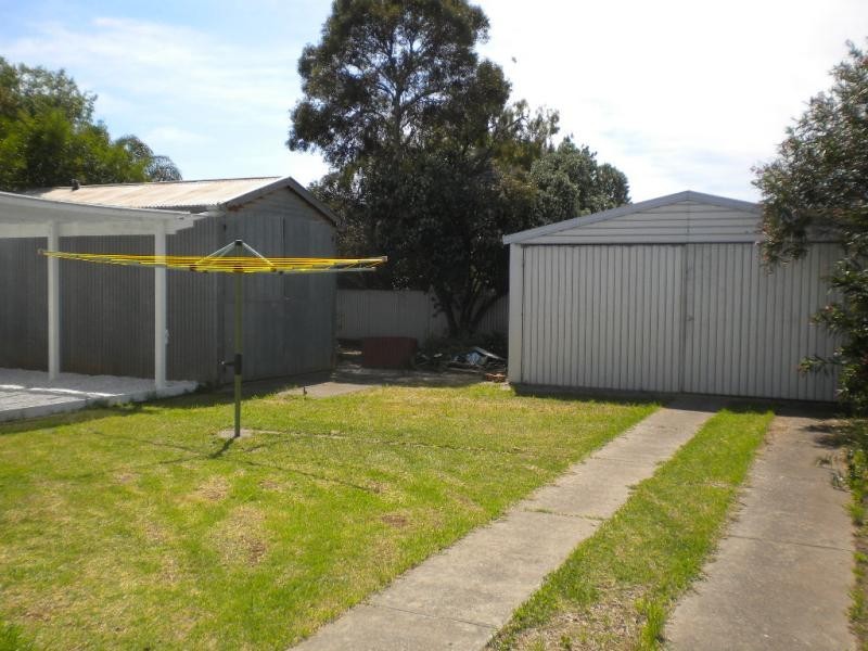 7 Plymouth St, Aldinga Beach SA 5173
