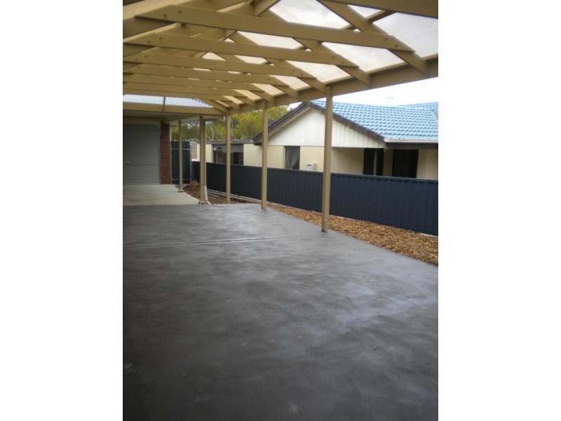 18 Guy St, Christie Downs SA 5164