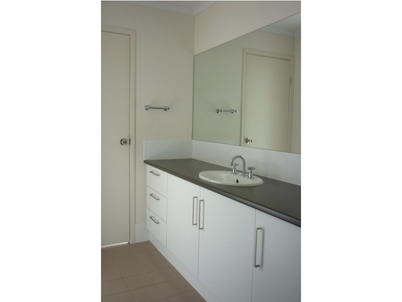 24 Tidal St, Seaford Meadows SA 5169