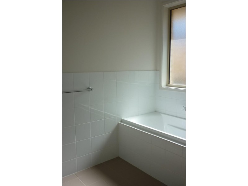 24 Tidal St, Seaford Meadows SA 5169