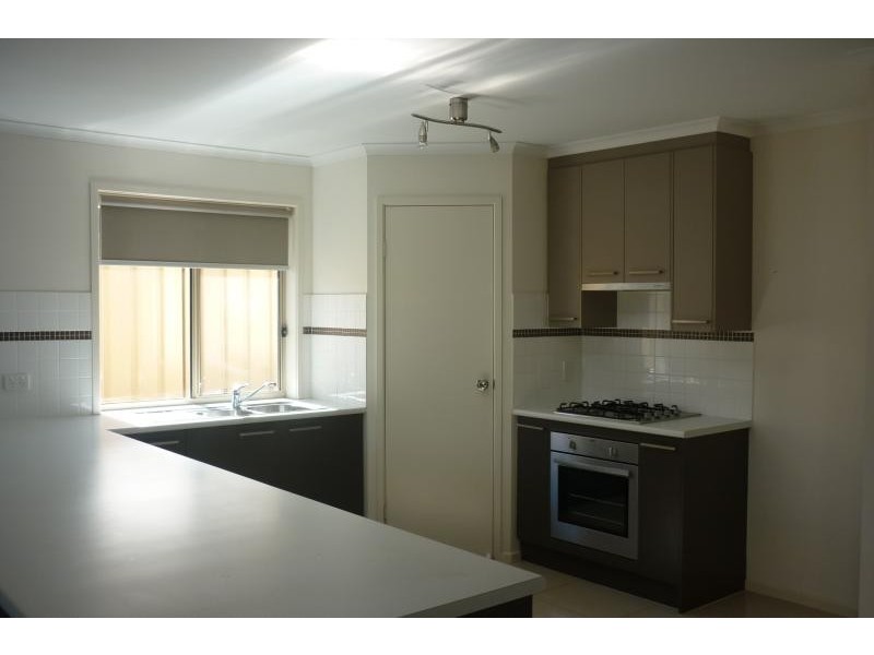 24 Tidal St, Seaford Meadows SA 5169