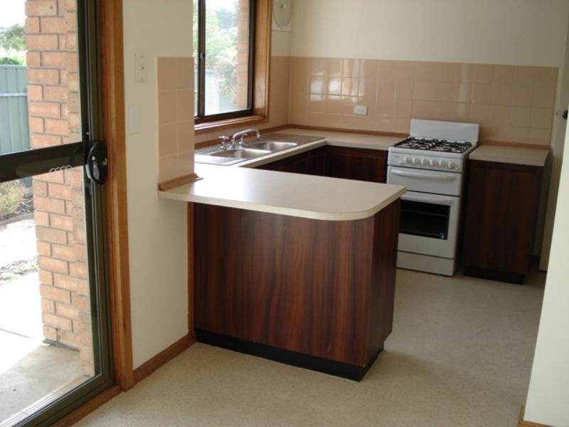 3 Anita Ct, Aberfoyle Park SA 5159