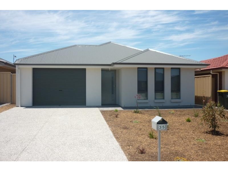 35 Bushtail Ave, Aldinga Beach SA 5173