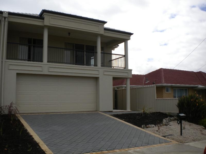 7A Elgin Ave, Christies Beach SA 5165