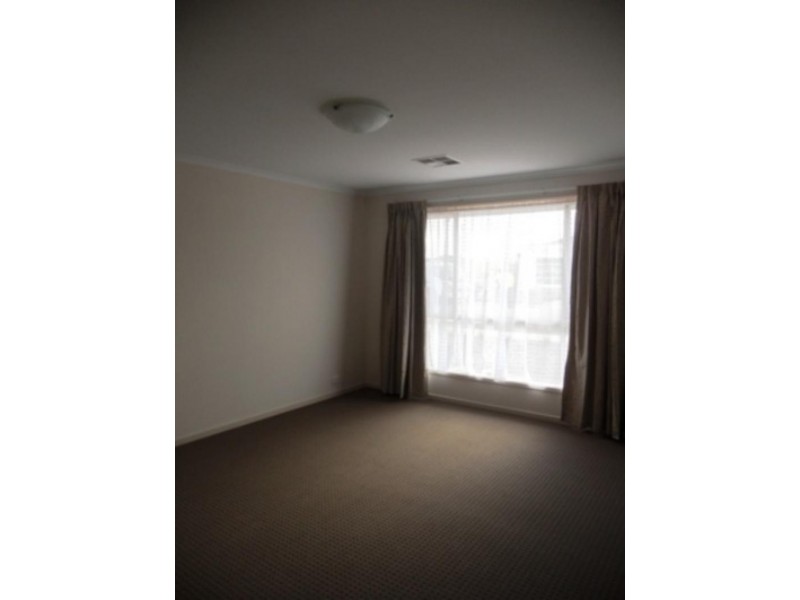 5 Birdsong St, Aldinga Beach SA 5173