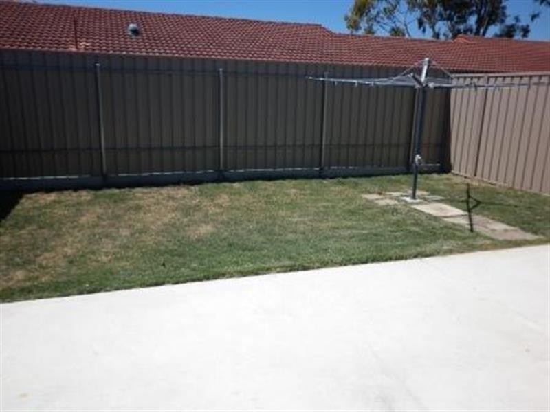 2/70 Hillier Rd, Reynella SA 5161