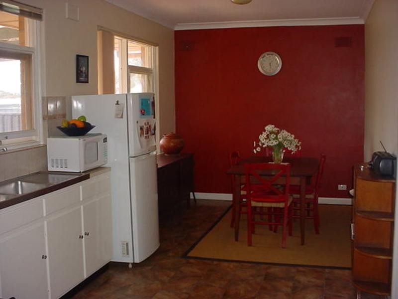 11 Elizabeth St, Reynella SA 5161