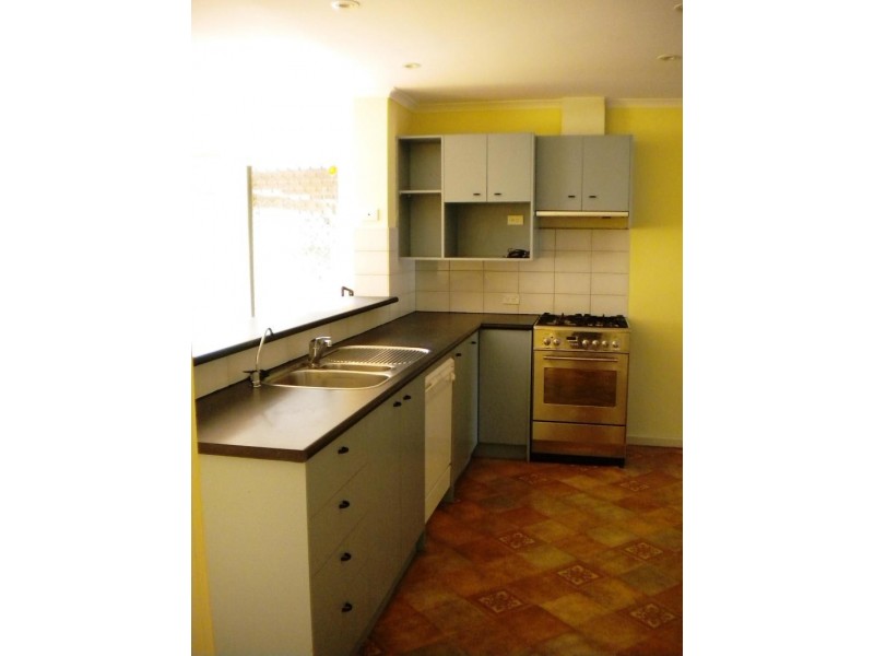 15 Galatea St, Hallett Cove SA 5158