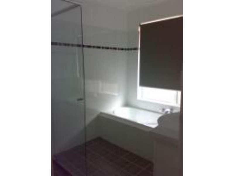 14 Admiralty Cres, Seaford Rise SA 5169