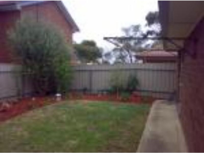 14 Admiralty Cres, Seaford Rise SA 5169