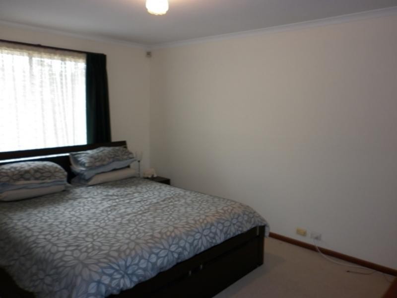 24 Torrens St, Happy Valley SA 5159
