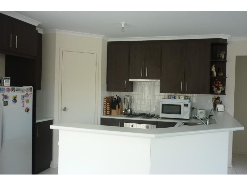 6 Dock Rd, Seaford Meadows SA 5169