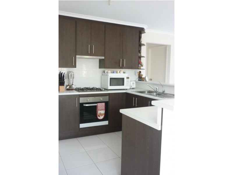 6 Dock Rd, Seaford Meadows SA 5169