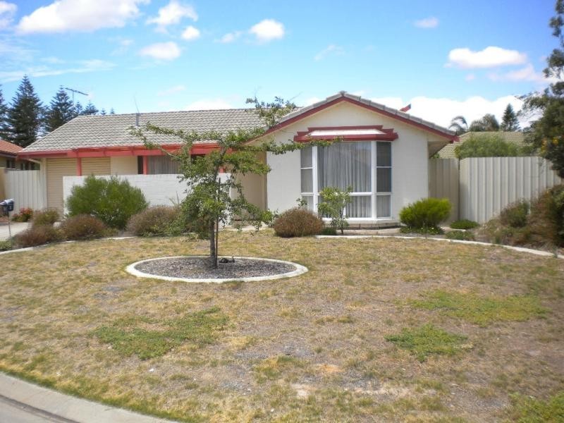 9 Canada  Ct, North Haven SA 5018