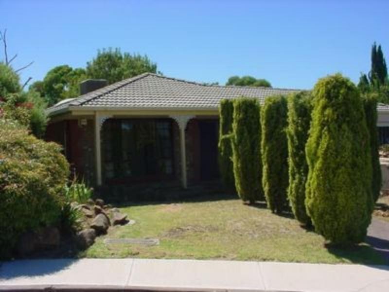 13 Hele Cres, Trott Park SA 5158