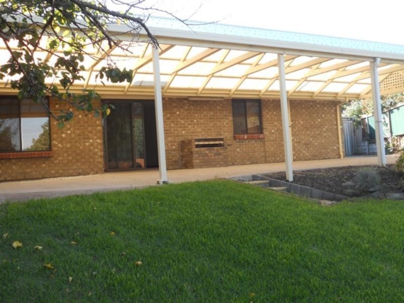 13 Hele Cres, Trott Park SA 5158