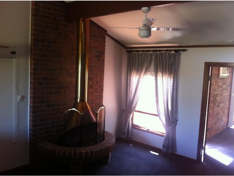 10 Barramundi Dr, Hallett Cove SA 5158