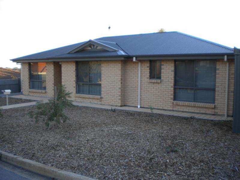 5 Vine St, Morphett Vale SA 5162