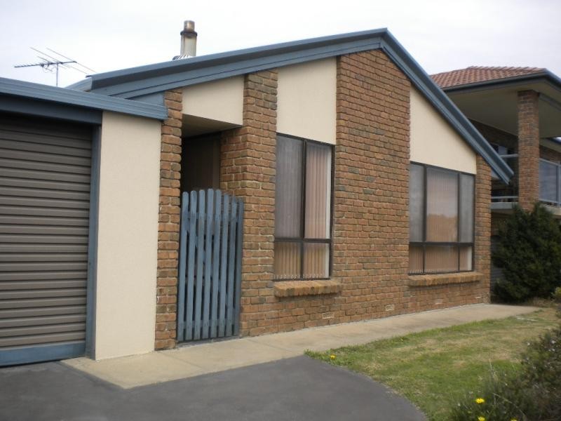 8 Murnada St, Hallett Cove SA 5158