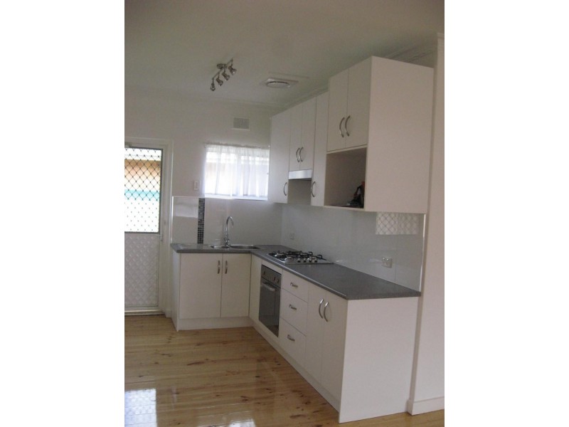 4 Seawynd Ct, Seacliff Park SA 5049