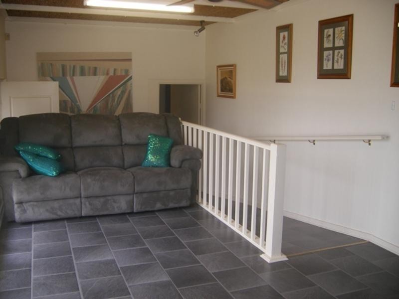 4 Pine Ave, Seacliff SA 5049