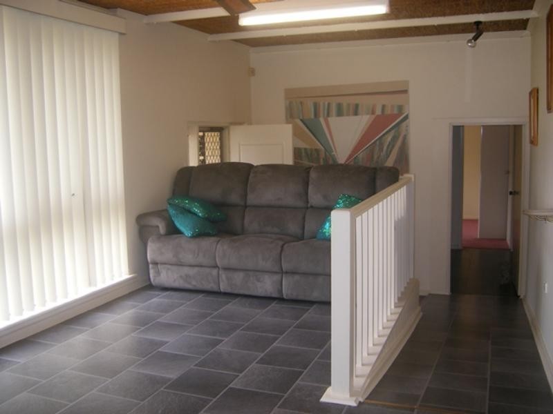 4 Pine Ave, Seacliff SA 5049