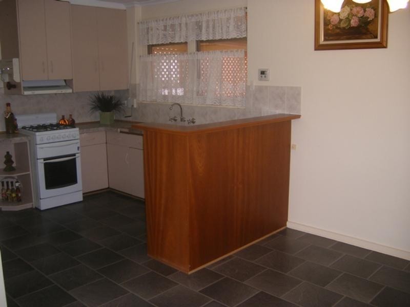 4 Pine Ave, Seacliff SA 5049