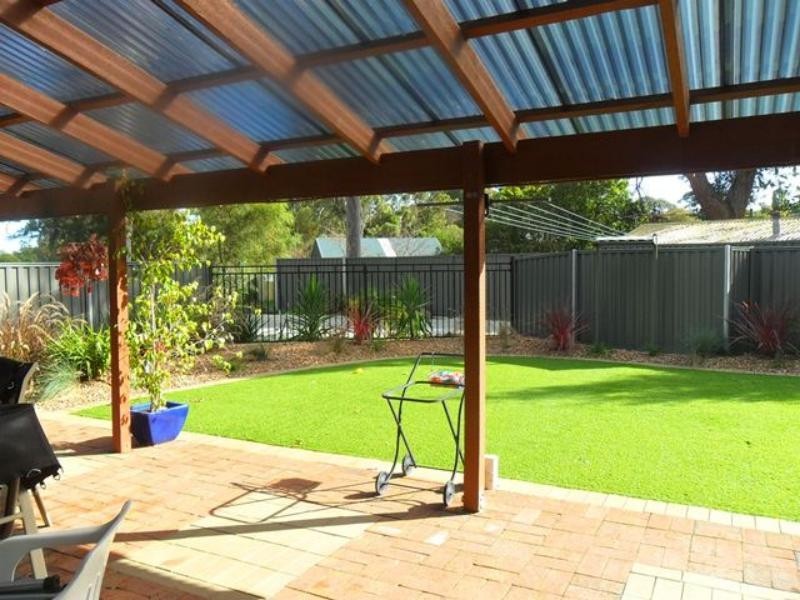 6A Swan Ave, Happy Valley SA 5159