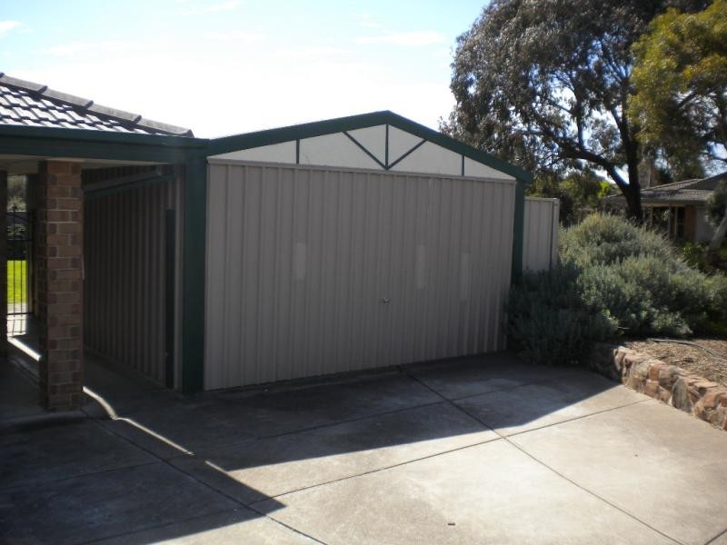 3 Shropshire Cl, Old Reynella SA 5161