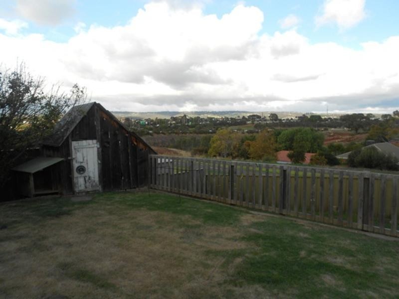 30 Doulton Dr, Trott Park SA 5158