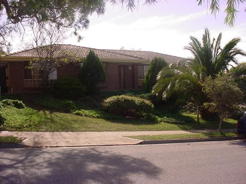 45 Vennachar Dr, Hallett Cove SA 5158