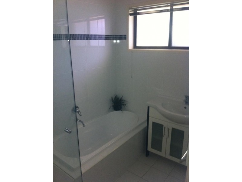 18  Burrington  St, Hallett Cove SA 5158