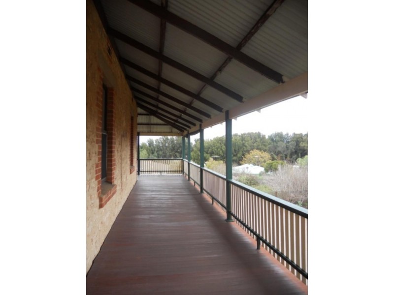 80 Murray Rd, Port Noarlunga SA 5167