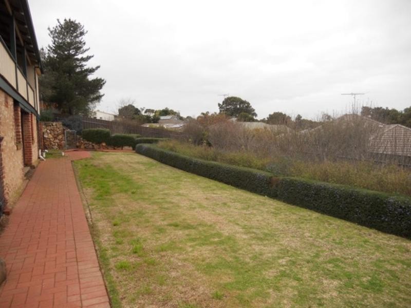 80 Murray Rd, Port Noarlunga SA 5167