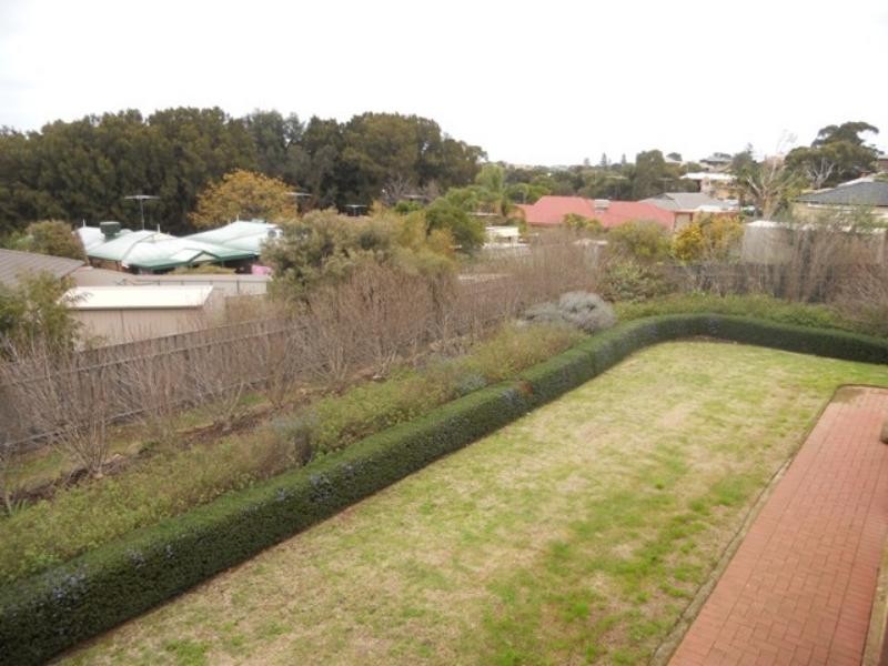 80 Murray Rd, Port Noarlunga SA 5167