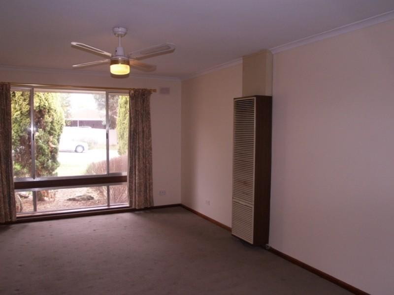 45 Nicolle  Dr, Morphett Vale SA 5162