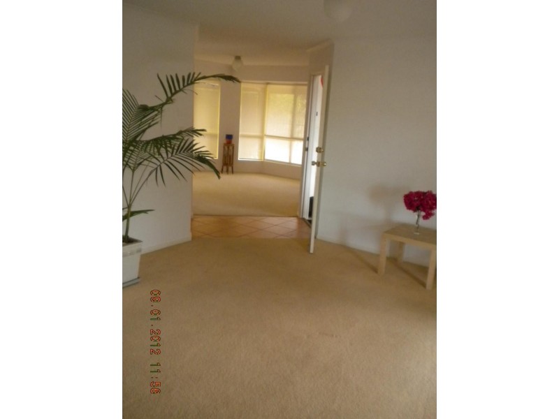 8 Opala Ct, Hallett Cove SA 5158