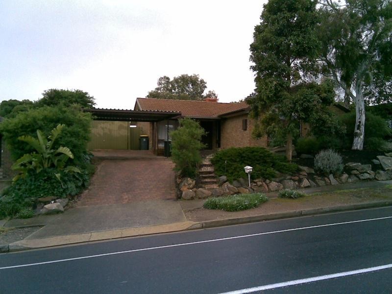 96 Lander Rd, Trott Park SA 5158