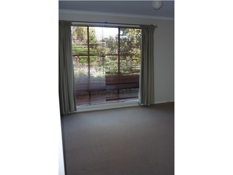 96 Lander Rd, Trott Park SA 5158