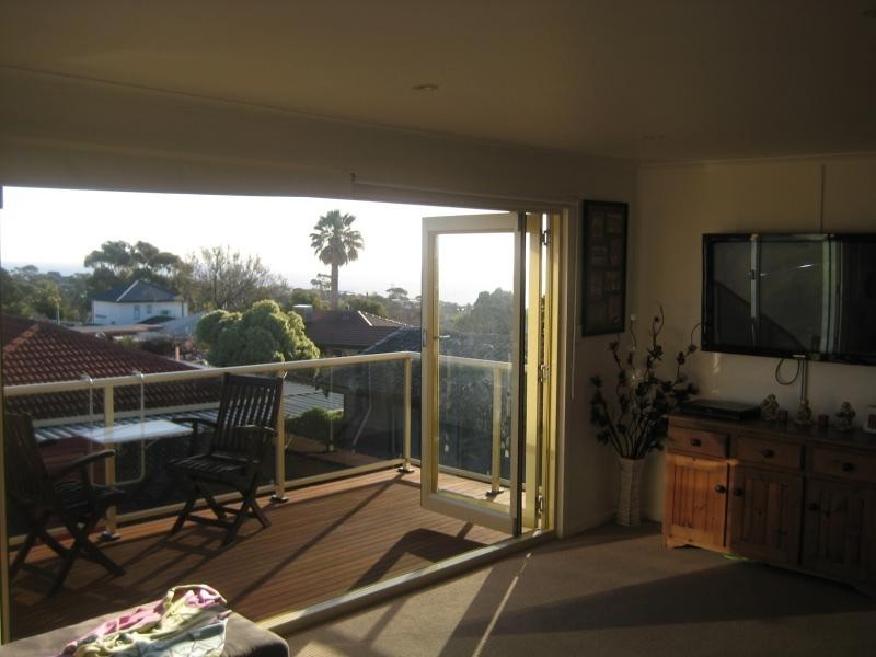 11 Constellation St, Hallett Cove SA 5158