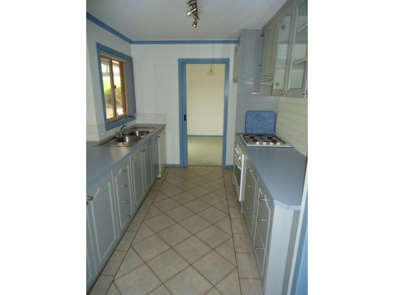 31 Quailo  Ave, Hallett Cove SA 5158